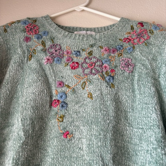 Alfred Dunner Vintage 90s Pastel Green Sweater Floral Embroidery Womens Small - Picture 3 of 8